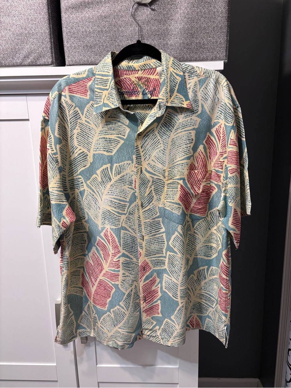 Bamboo Cay Men's Casual Reverse Print Tropical Button-Down Shirt Rare Vintage! L